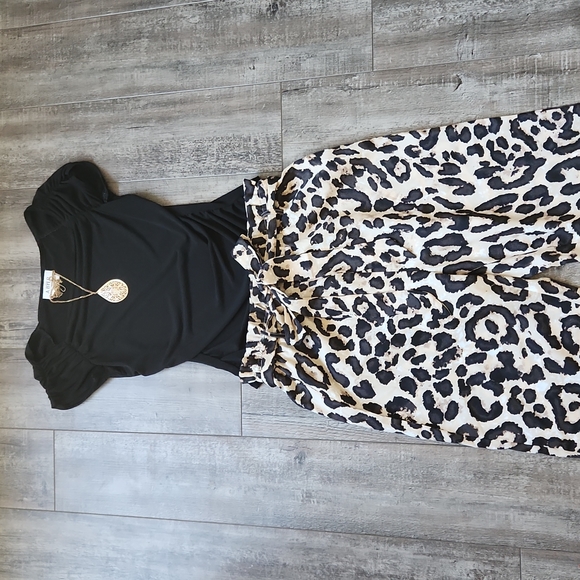 Leopard pants, sz M - Picture 2 of 8